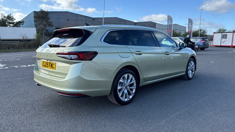 Skoda Superb 1.5 TSI e-TEC SE L 5dr DSG Petrol Estate